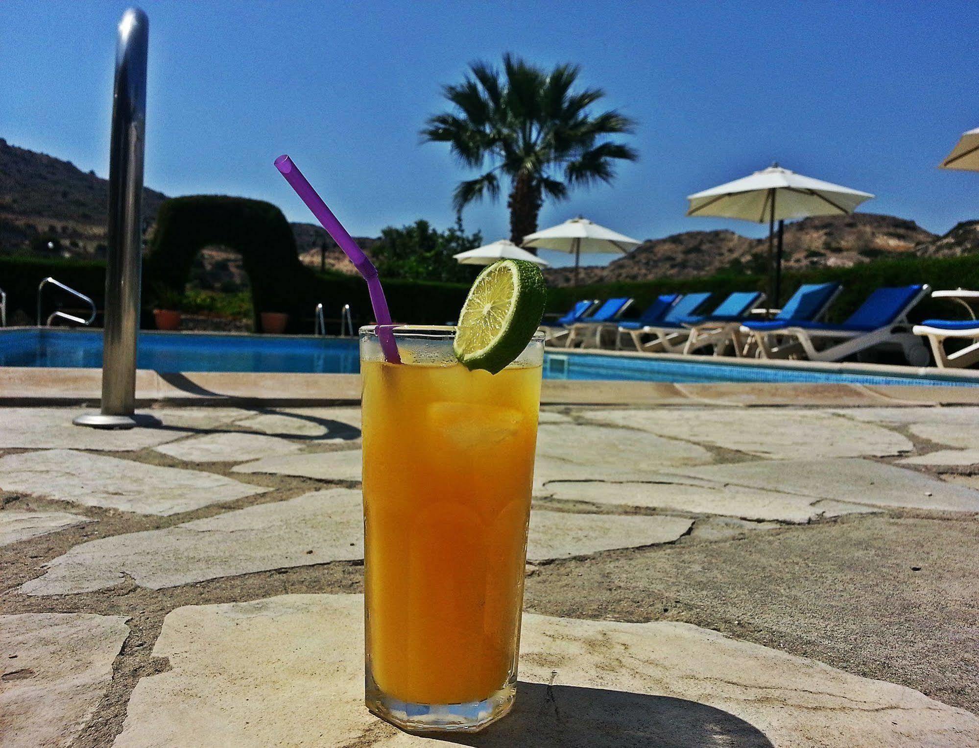 Ampelokipi Holiday Apartments Pissouri Eksteriør billede