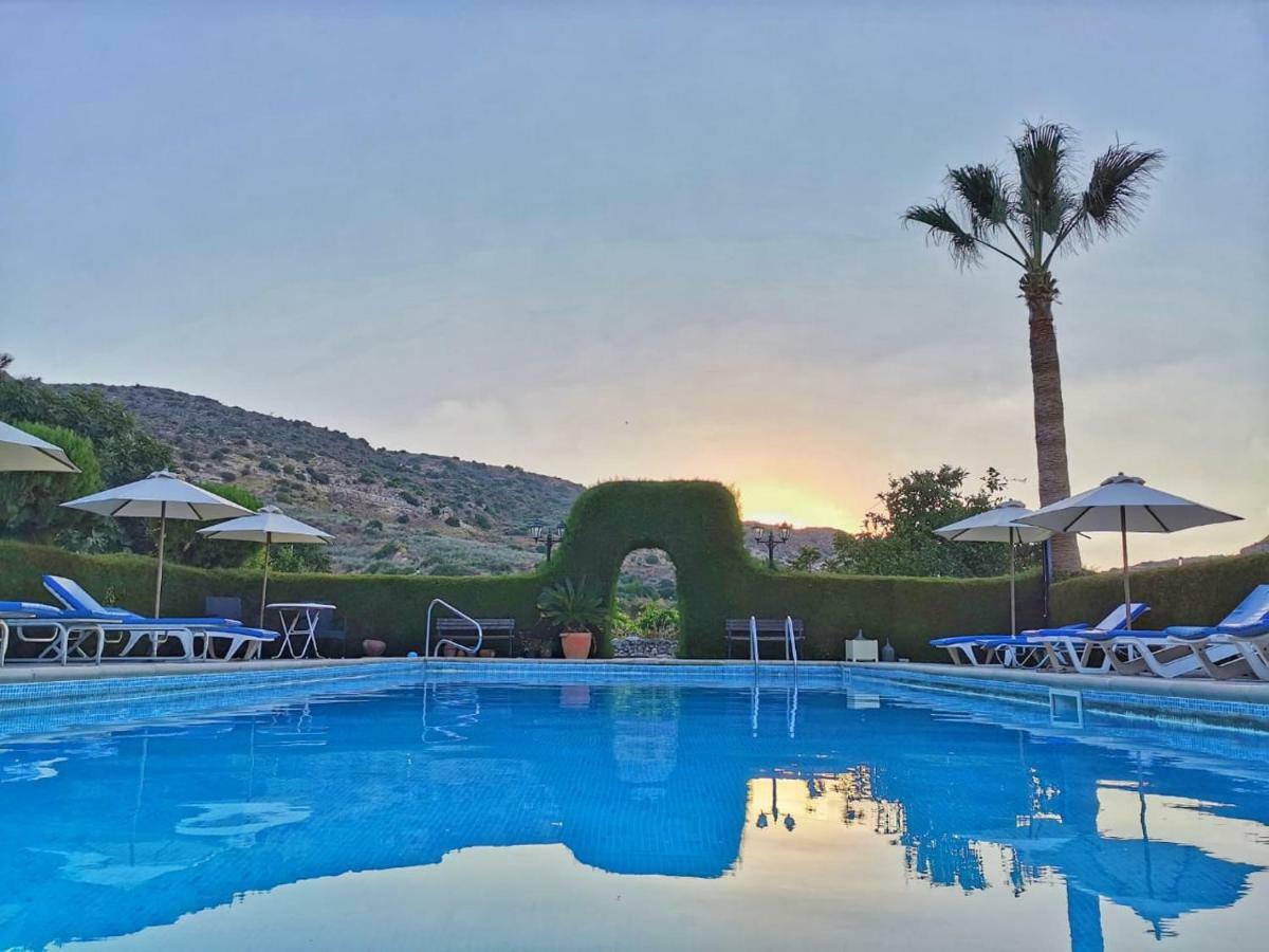 Ampelokipi Holiday Apartments Pissouri Eksteriør billede
